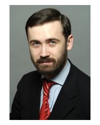 На фото Илья Владимирович Пономарев