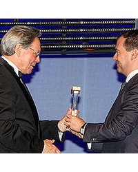 На фото Николай Павлович Лавёров