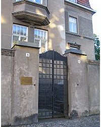 На фото Георг Хенрик фон Вригт