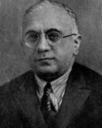 На фото Григорий Осипович Винокур