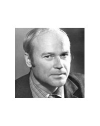 На фото Феликс Иванович Чуев