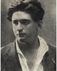 На фото Иосиф Павлович Уткин