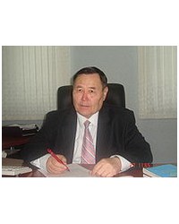 На фото Марат Алдангорович Сарсембаев