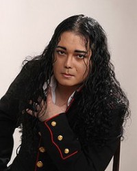 На фото Игорь Мислюмович Наджиев